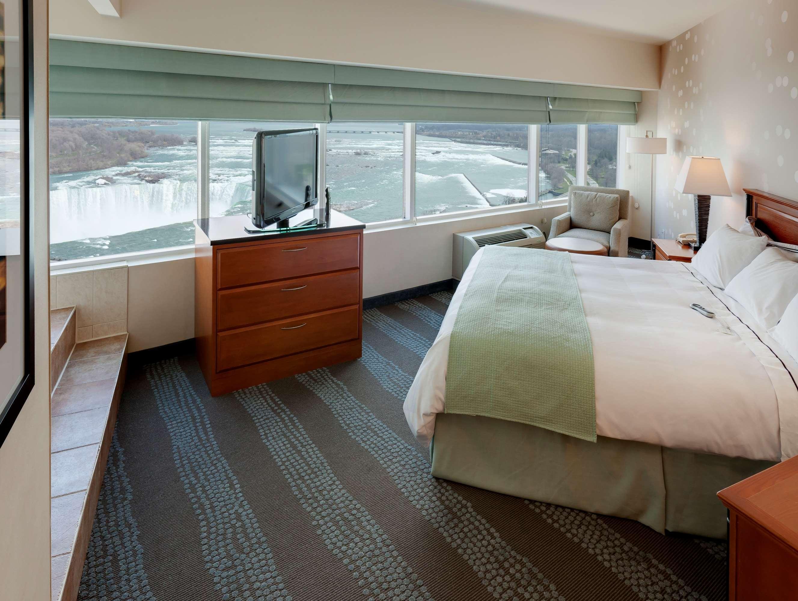 Niagara Fallsview Hotel & Suites Oda fotoğraf
